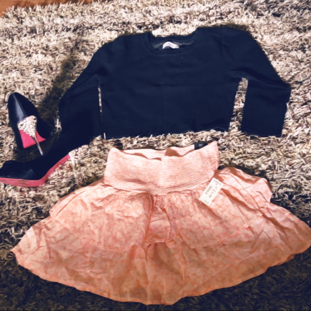 🌟Pink with white flowers 🌸 flare skirt